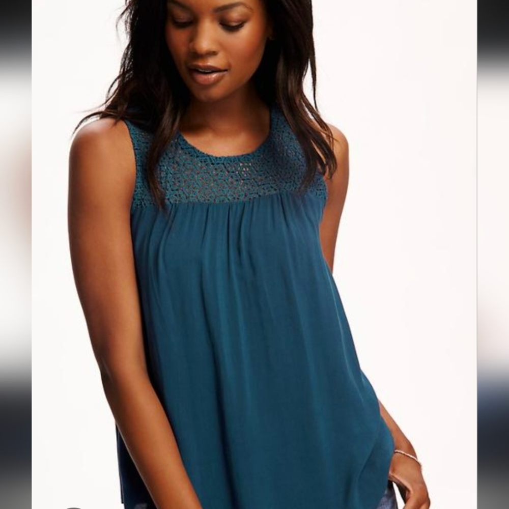 Old Navy Lace Yoke Tank Show and Teal - XXL